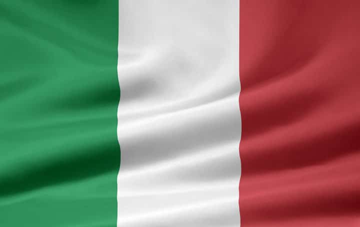 Di posisi ketiga ada Negara Italia via italian-flag.org