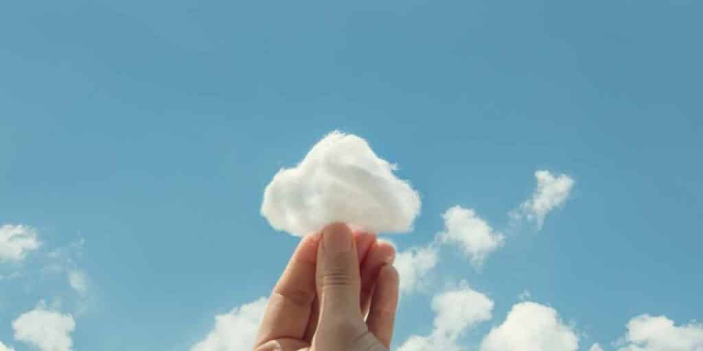 ATASI GEROGI DENGAN 'FILM IMAJINATIF'
