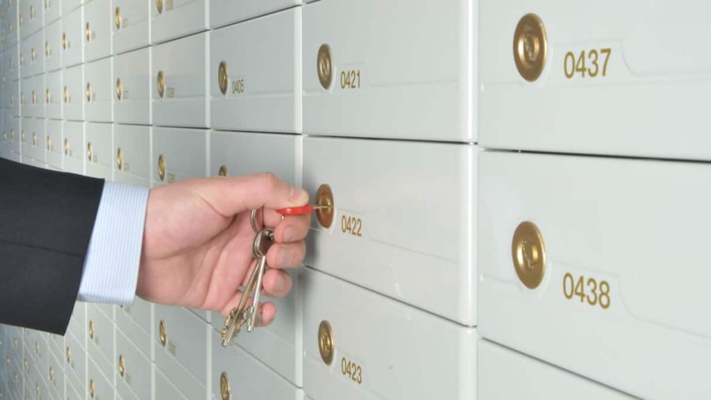 Safe Deposit Box Perbankan vs Pool Account BrankasLM PT Antam Tbk. via harianaceh.co.id