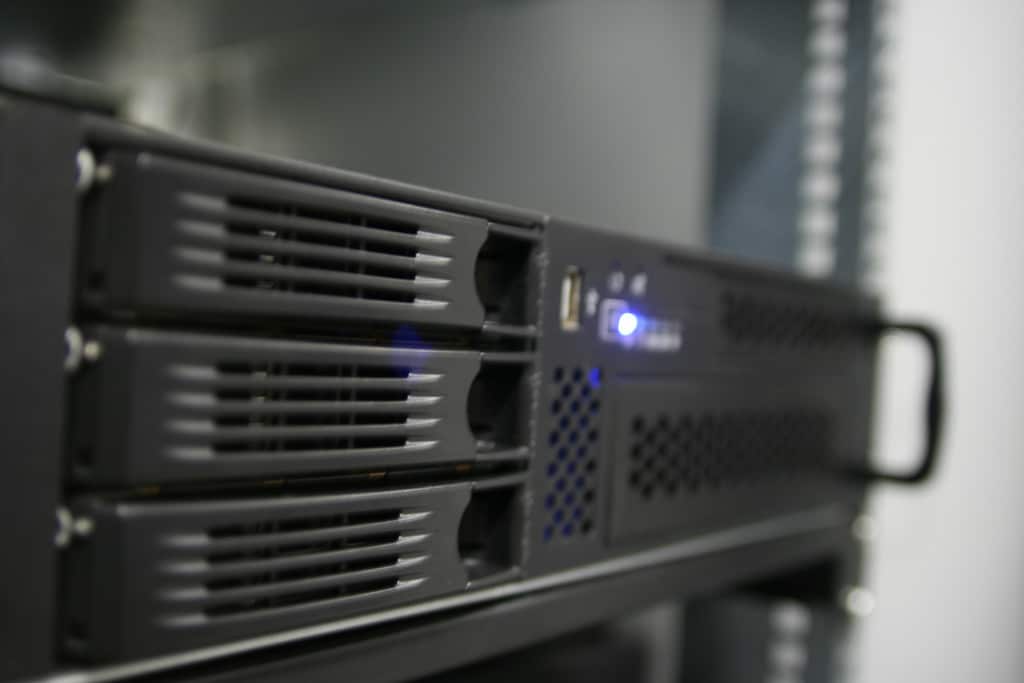 Dilema Memilih SharedHosting atau VPS