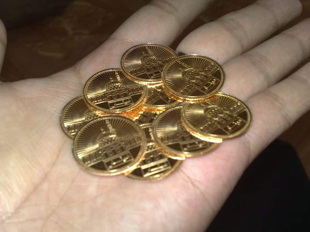 Dinar Terbuat dari Apa Ya?