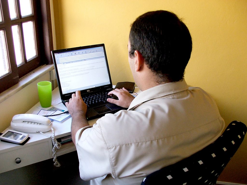 Tips Agar Alamat Email Bisa Dipergunakan Sepanjang Usia Anda
