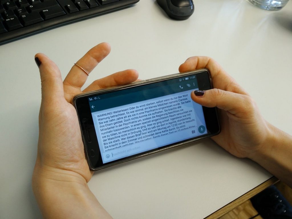 Cara Membaca Pesan WhatsApp Tanpa Ketahuan