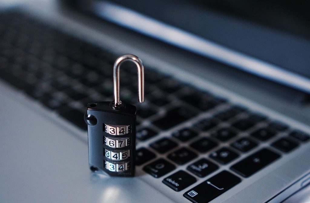 Pengguna aplikasi password manager seperti LastPass. Berikut ini adalah panduan bagaimana cara meningkatkan keamanan LastPass yang Anda miliki.