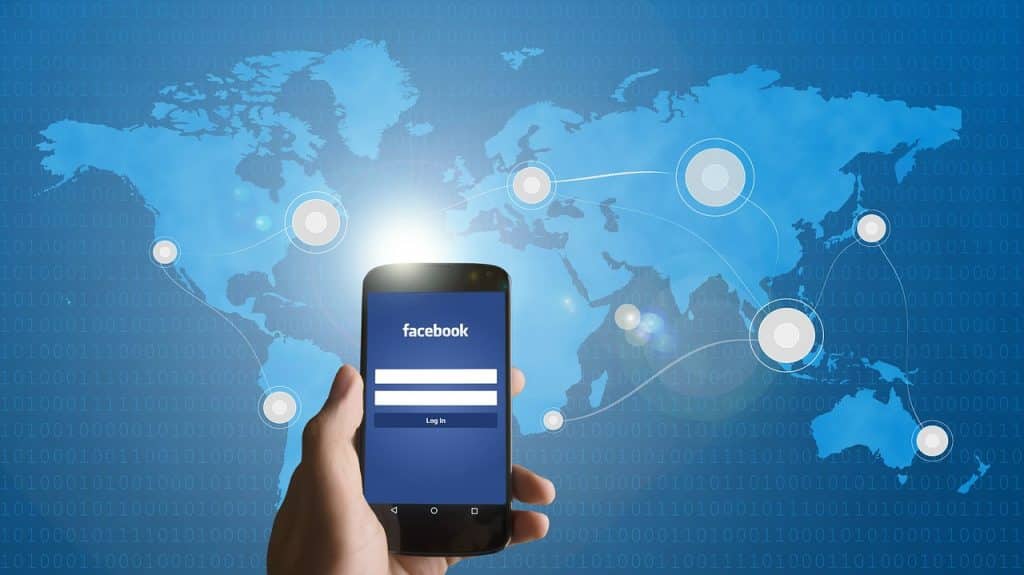Semakin lama usia dari akun facebook Anda. Beberapa hal terkait tips menjaga privacy akun facebook di bawah ini, bisa jadi sangat Anda butuhkan.