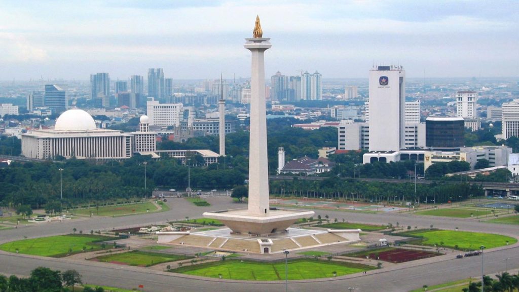 Bagi mereka yang tidak bisa hadir pada aksi super damai. Berikut ini tips melihat aksi super damai 212 melalui CCTV yang ada di monas.