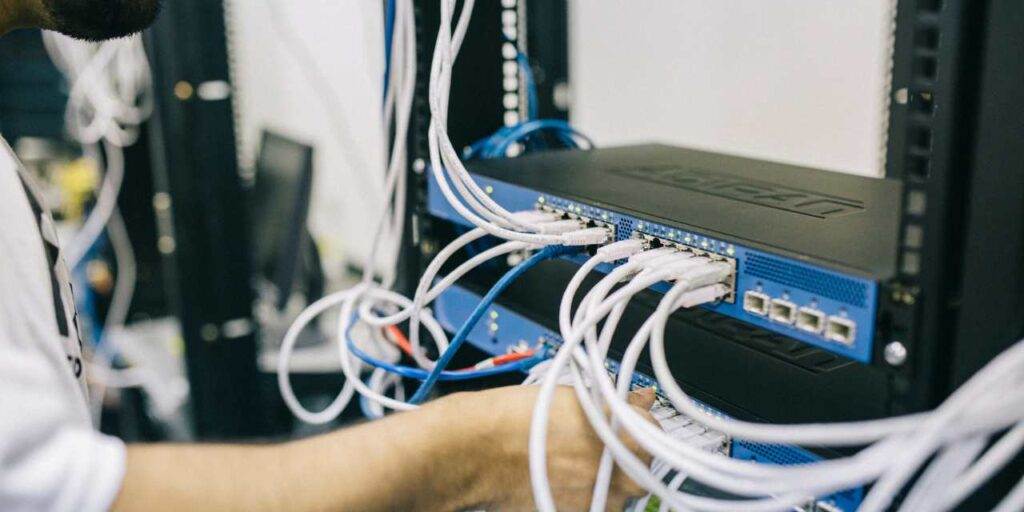 Pengalaman Nyesel Ganti Provider VPS Murahan 2 Rabu, 30 September 2026 &bull; Blog Situstarget