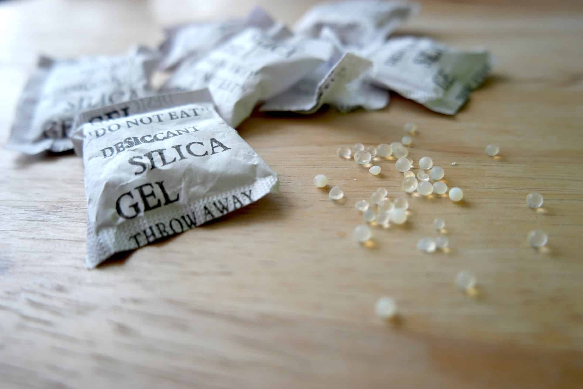 Beginilah Cara Mudah Menyelamatkan Smartphone yang Basah 7 September 30th, 2026 • Blog Situstarget Cara mengeringkan hp dengan silica gel
