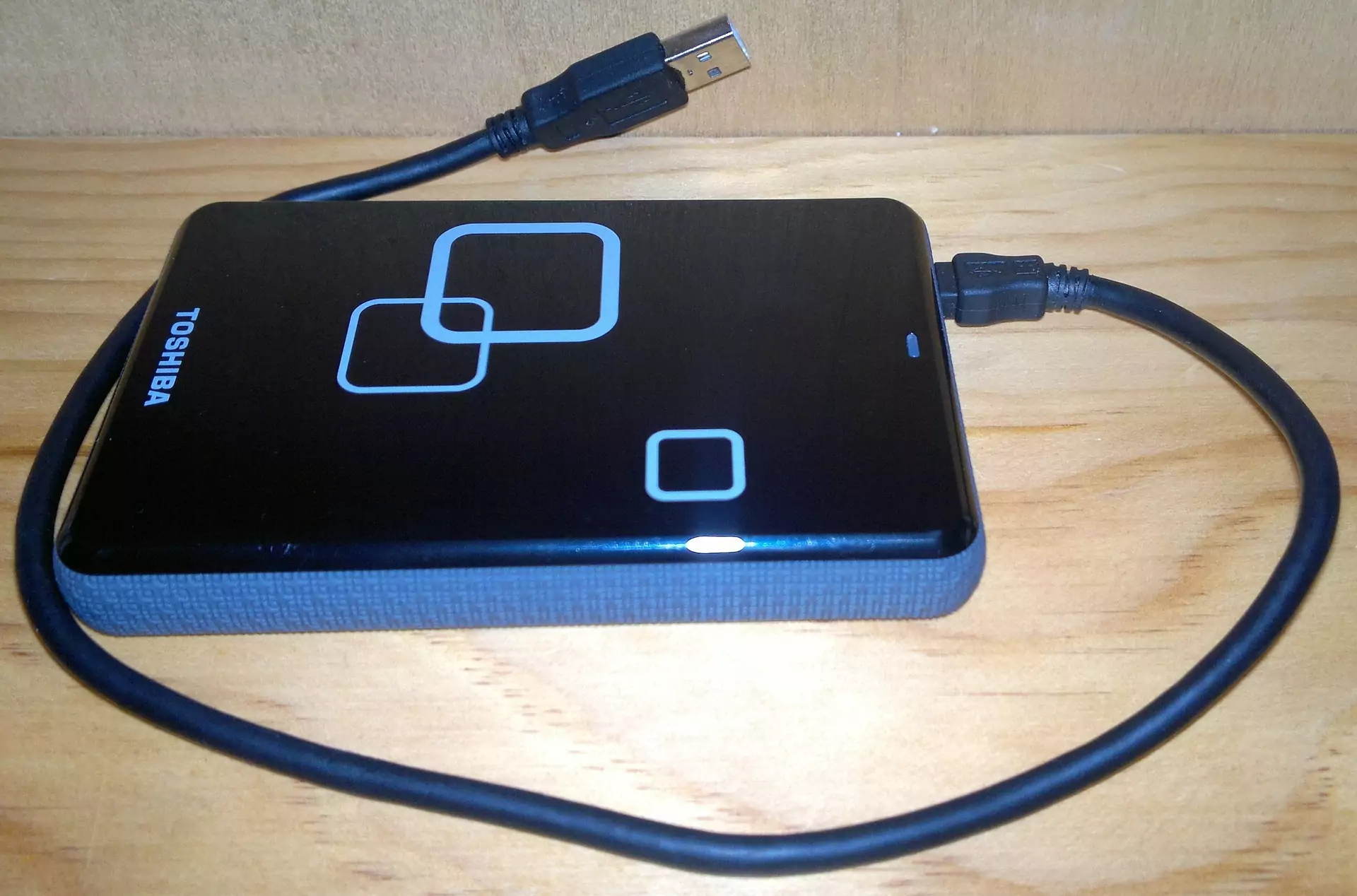 7 Cara Backup Data Komputer Khusus untuk Pemula 7 September 30th, 2026 • Blog Situstarget harddisk external adalah tools terbaik untuk menyimpan dan membackup data.